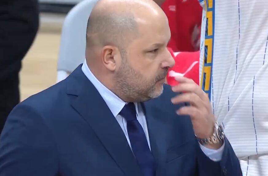 kaiyun下载-今晨斯图加特备战CBA季后赛法兰克福今晚回应争议，网友：巴塞罗那清晨手感冰凉