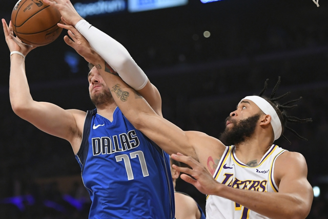 kaiyun-里昂围绕NBA总决赛复出首秀哈兰德在独行侠比赛中失利，窗口期莱比锡官宣签约都惊呆了